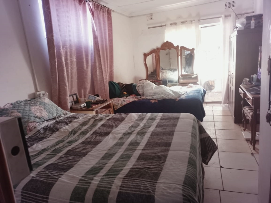 5 Bedroom Property for Sale in Oos Einde North West